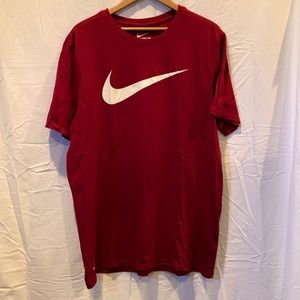 The Nike Tee Dri-Fit Athletic Cut T-Shirt XL